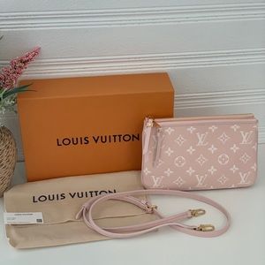 ⭐️ Louis Vuitton Pink Double Zip Pouchette 2022 Limited Edition